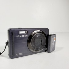 Samsung PL70 Digital Camera 12.2MP 5x zoom Black W/ Charger  New Battery  
