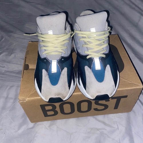 Size 8 - adidas Yeezy Boost 700 Low Wave Runner - Picture 4 of 14