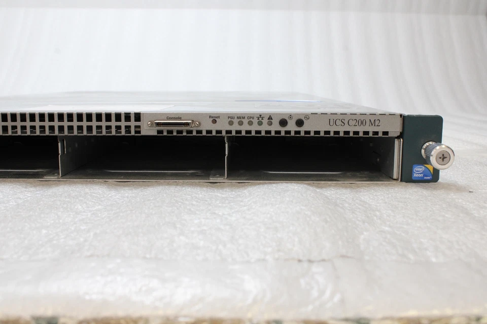 Servidor Cisco R200-1120402W ARRANCA 2x Xeon E5506 @2,13 GHz 24 GB RAM SIN DISCO DURO SIN SISTEMA OPERATIVO Foto 4 de 4