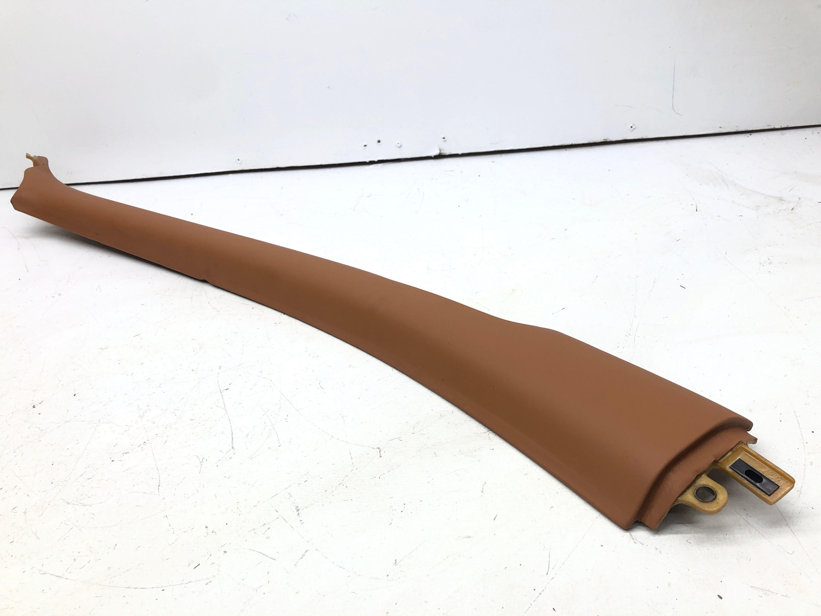 2017-2020 FERRARI GTC4LUSSO RIGHT A-PILLAR PANEL COVER CUOIO LEATHER 89214000