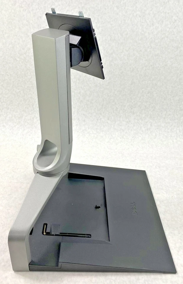 Dell RM361 17"-24" monitor stand with E-series docking station - Image 2 of 4