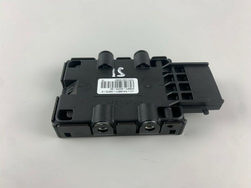 Lexus IS250 F-Sport Fuel Pump Control Module Unit 89571-34070-A - Picture 5 of 7