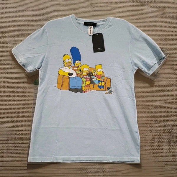 The Simpsons T-Shirt Size Small NWT Distressed Couch Family Junk Food Clothing