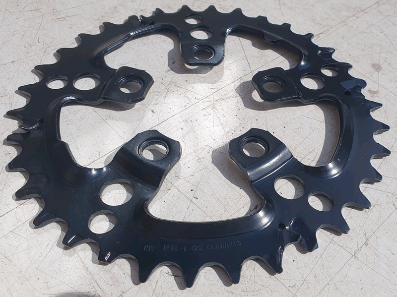 Shimano (STX MC30 MC31) BLACK CHAINRING 34T 95BCD *NOS/NEW*