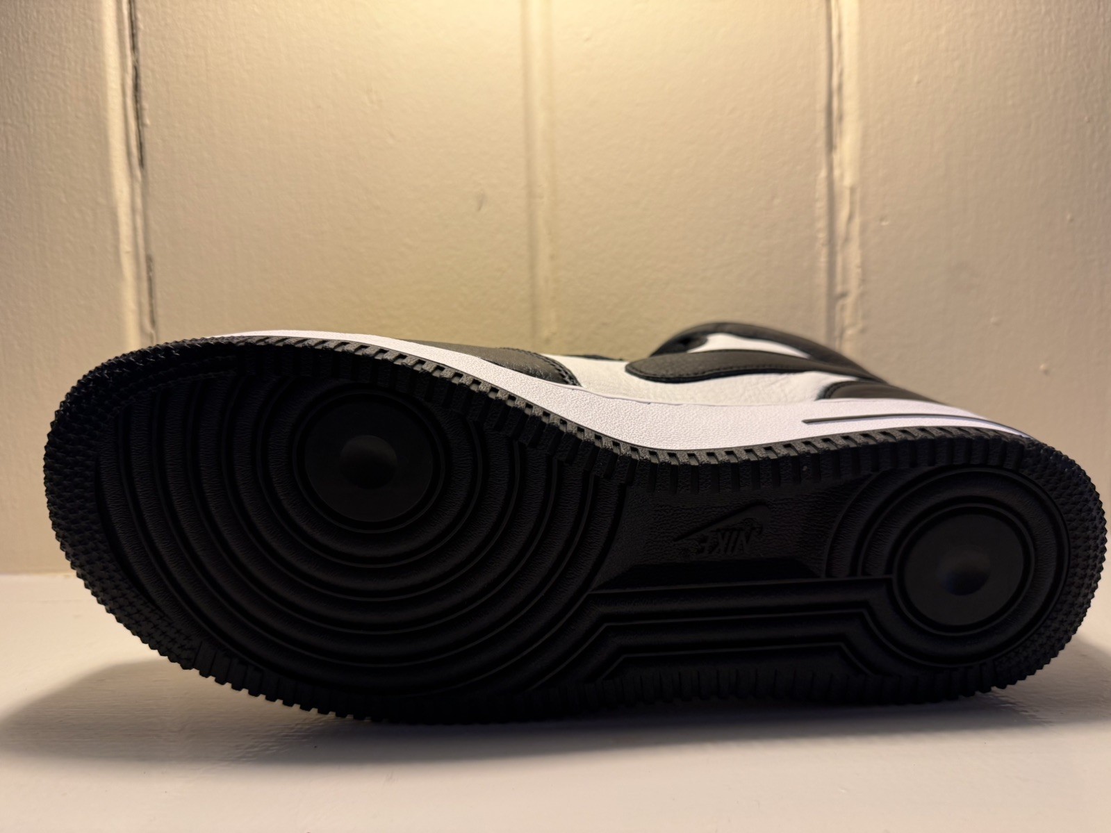 Stussy x Nike Air Force 1 Mid Black White Mens Size 9 New thumbnail 4