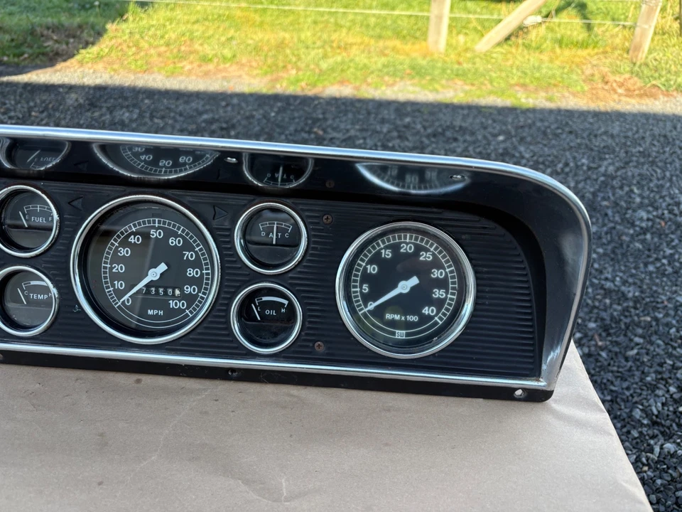 1967-1972 Ford Truck F600 instrumento cluster calibre 67-72 F-600 F-100 F-250 F-350 - Imagem 2 de 4