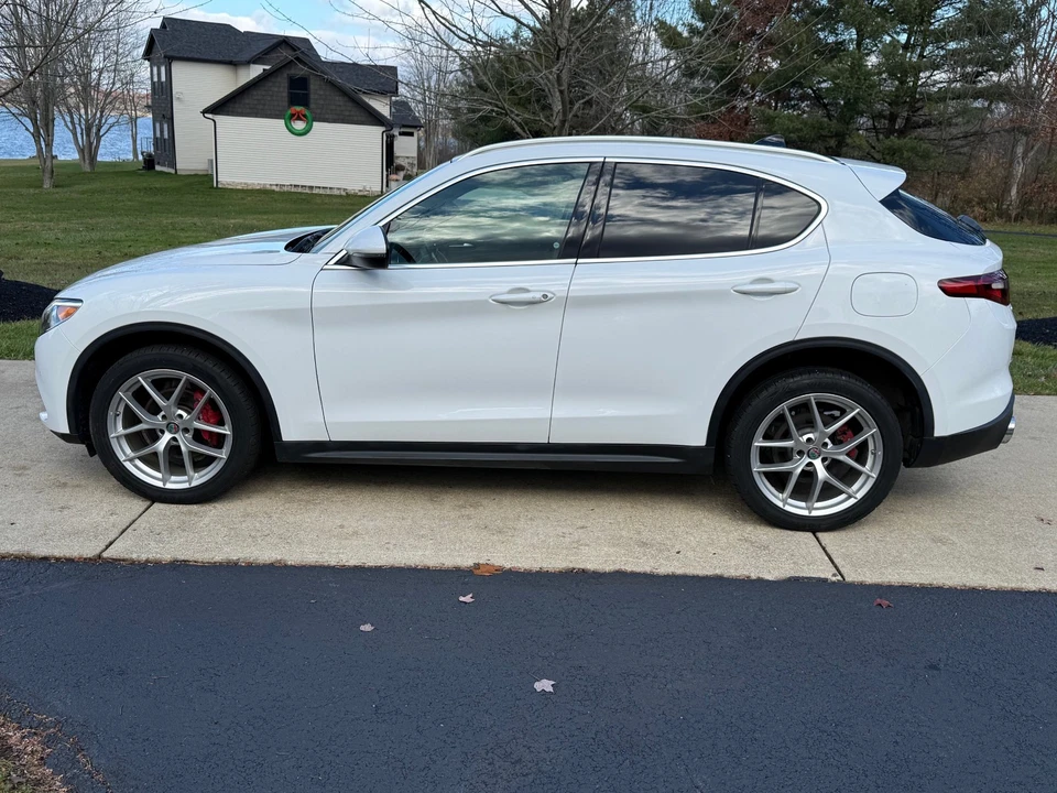 2019 Alfa Romeo Lusso Ti Q4  - Изображение 3 из 4