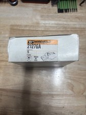 FIVE COUNT WIREMOLD 2127GA GROUNDING RECEPTACLE, 3-WIRE, 15A, 125V, BLACK Vntg