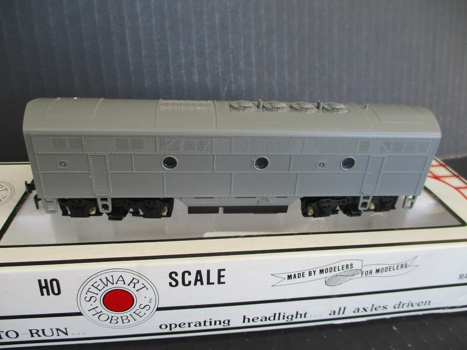 Stewart Undecorated F3B Phase II Body Chassis Frame & Trucks HO Scale No Motor - Image 2 of 4