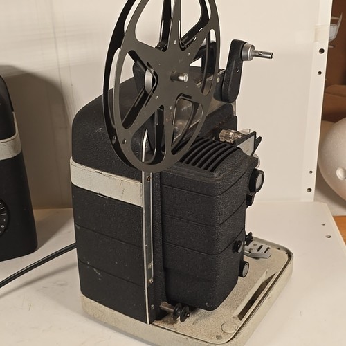 BELL & HOWELL Lumina 1.2 8mm Movie Projector Tested Works In Protective Case - 第 10/19 張圖片