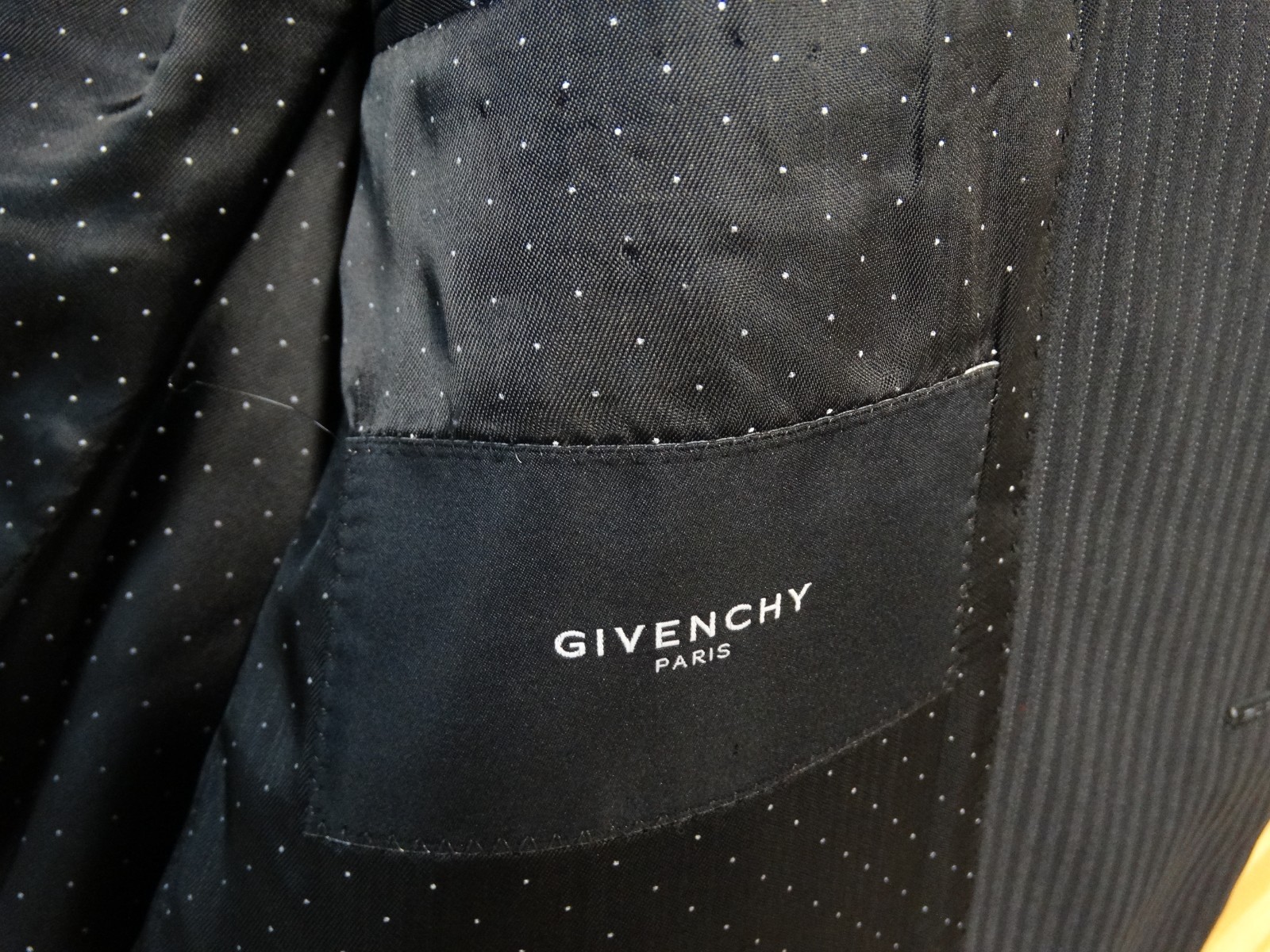 Givenchy Vintage two button Suit Jacket Coat 42R … - image 6