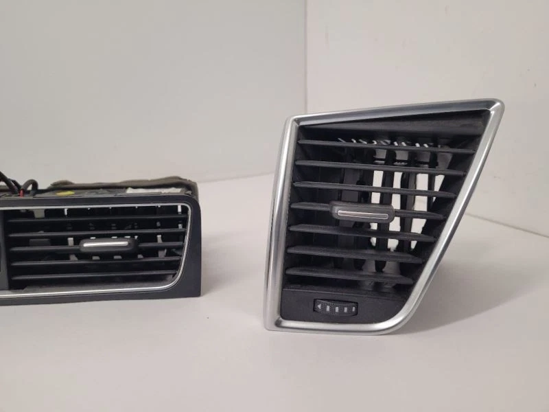 AUDI 8R Q5 SQ5 2009-2012 JUEGO DE 3 SALPICADEROS DELANTERO IZQUIERDO CENTRO DERECHO AIRE ACONDICIONADO VENTILACIÓN OEM Foto 2 de 4