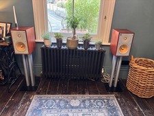 Bowers & Wilkins CM2 Speakers & stands