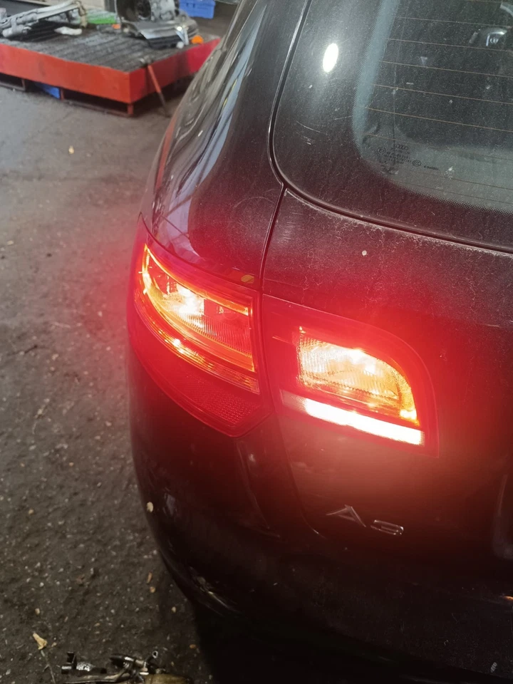 Audi A3 8P Rear Tail Light Inner Outer Set Left N/S 2009 Facelift OEM 8P4945095E - Image 2 of 4