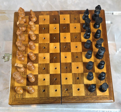 Vtg HK Switzerland Miniature Folding Wood Travel Chess Set 32pcs Complete #216