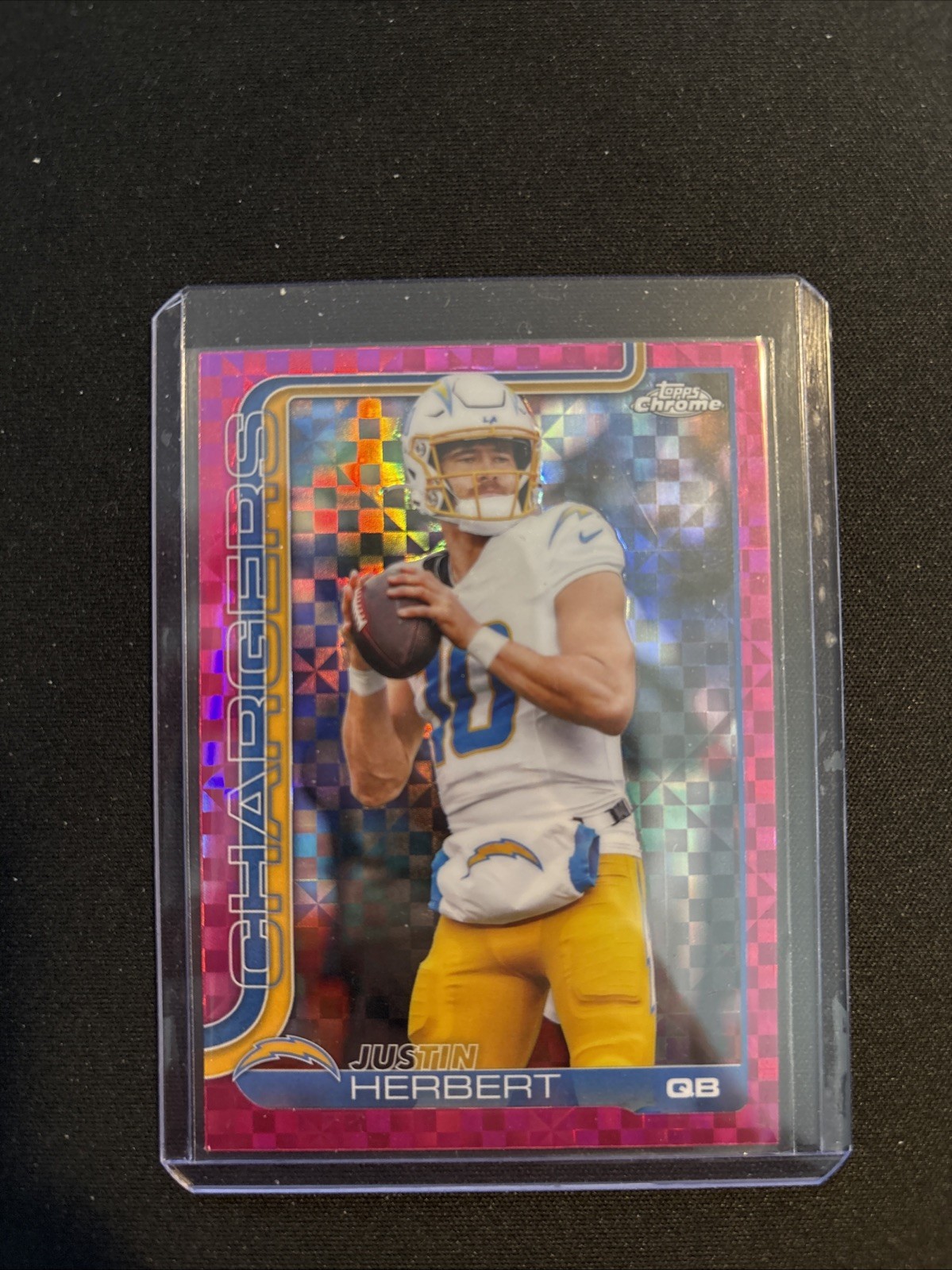 2025 Topps Chrome Football Justin Herbert #158 Hot Pink X-Fractor Refractor