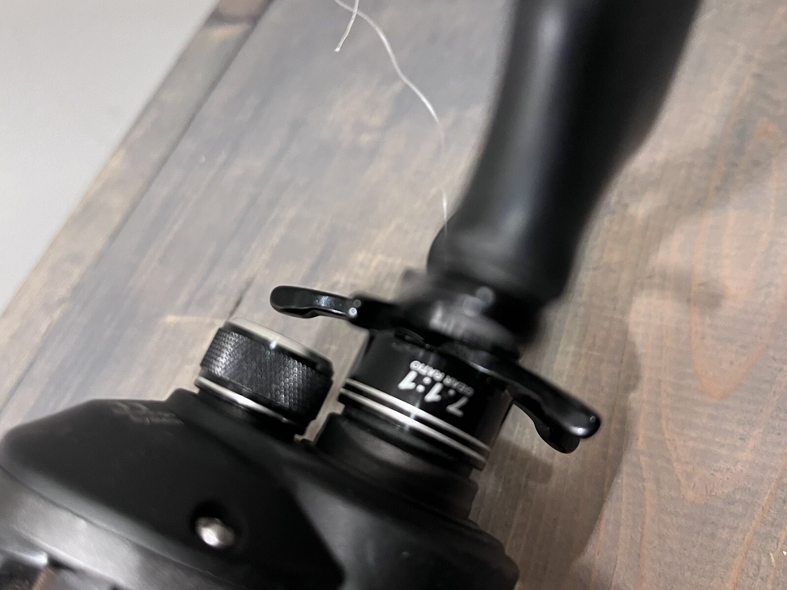 Lews Super Duty SD1SH 7.1:1 Gear Ratio 11 Bearings Reel