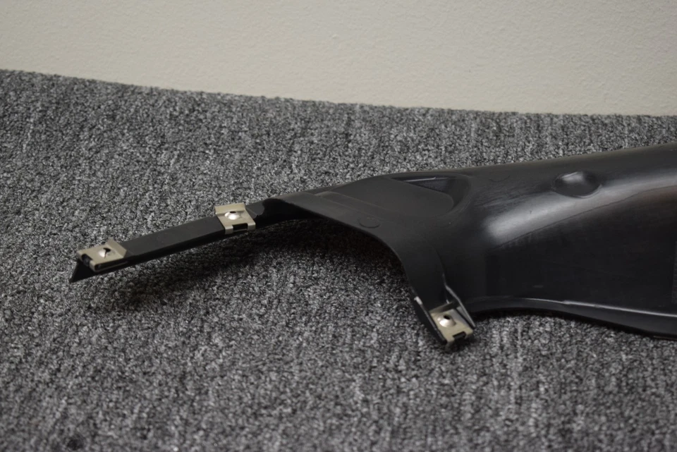 AUDI Q7 2016 adaptador delantero izquierdo guía de aire OEM de fábrica Foto 2 de 4