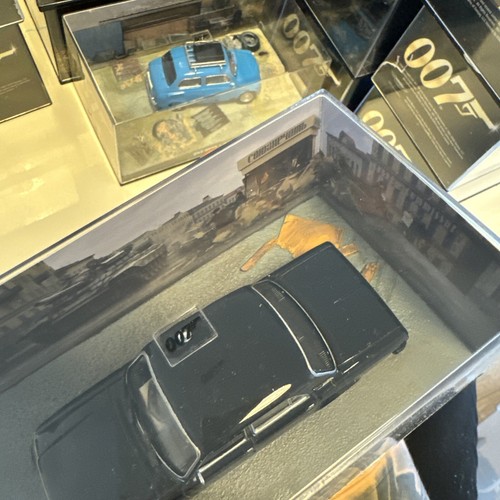 JAMES BOND CAR COLLECTION 080 GAZ VOLGA Goldeneye - Picture 6 of 10