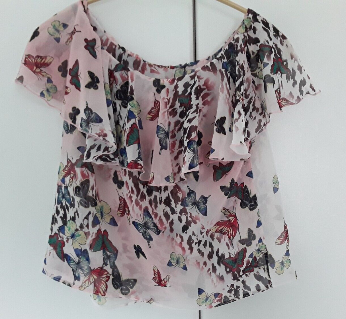 Top flotante con mariposas "Oh My Love" - Talla S