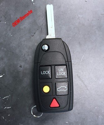 OEM Volvo C30 C70 S40 S60 S80 V50 V70 LQNP2T-APU Flip Key Fob Remote