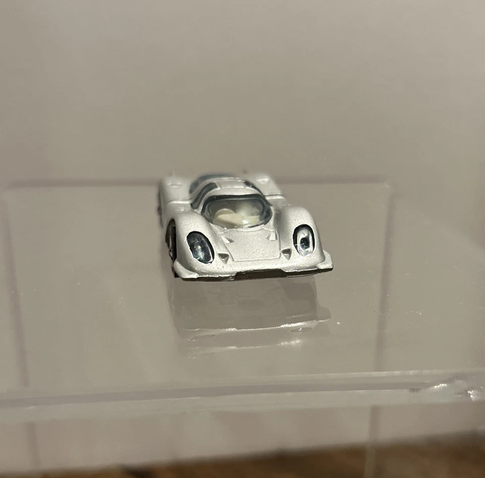 Hot Wheels Redline Porsche 917 Silver/Gray-Made in USA 1969 NM Condition - Image 2 of 4