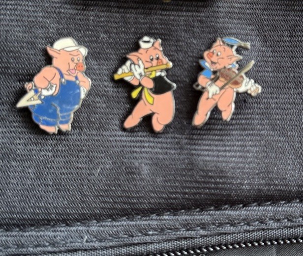 Disney Trading Pins 6460     DL - Three Little Pigs - 3 Pin Set - Fiddle & Flute