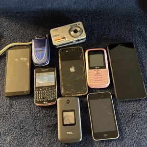 Phone Lot Parts Only 9 Pieces