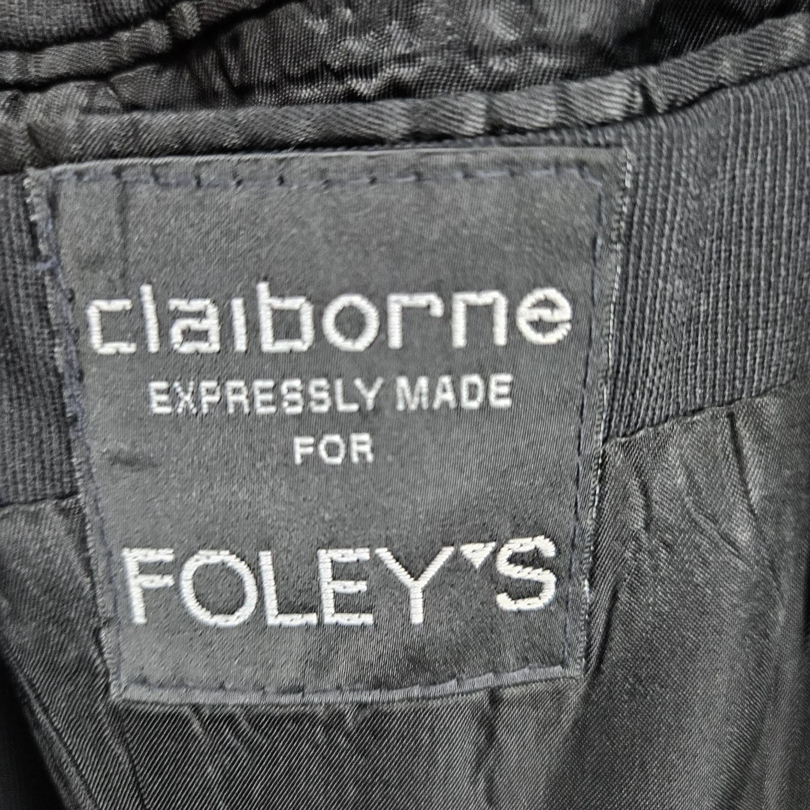 Claiborne Components Black 3 Button Ventless Notc… - image 12