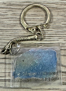 Berlin Wall Authentic Piece Fragment Keychain Souvenir 1989 Die Mauer