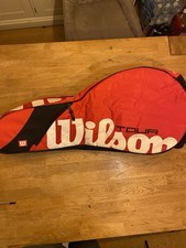 Wilson Tour Tennisschlägertasche rot mit Gurt und Reißverschlusstasche für 3 Schläger