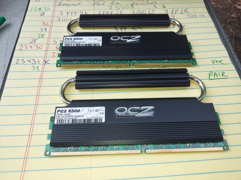 23II39 MEMORY FOR COMPUTER, PAIR OF OCZ2RPR10664GK, OCZ PC2 8500, VERY GOOD COND - Image 2 of 4