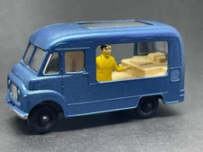 MATCHBOX LESNEY No.47 COMMER ICE CREAM CANTEEN - RECREATION