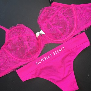 Victoria's Secret Sin Forro 34C, 34DDD Sujetador conjunto s Tanga Encaje  Floral cuerpo de color de rosa caliente | eBay