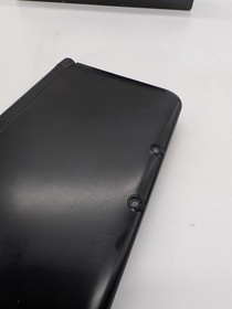 Pok&eacute;mon Nintendo 3DS XL Black With Pokemon White 2 Cartridge Only-No Stylus 