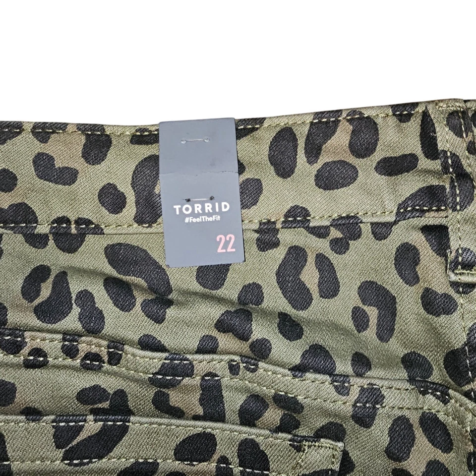 Pantalones Cortos Torrid Para Mujer Talla Grande 22 Tiro Alto Medio Vintage Elastizados Estampado Leopardo Foto 4 de 4