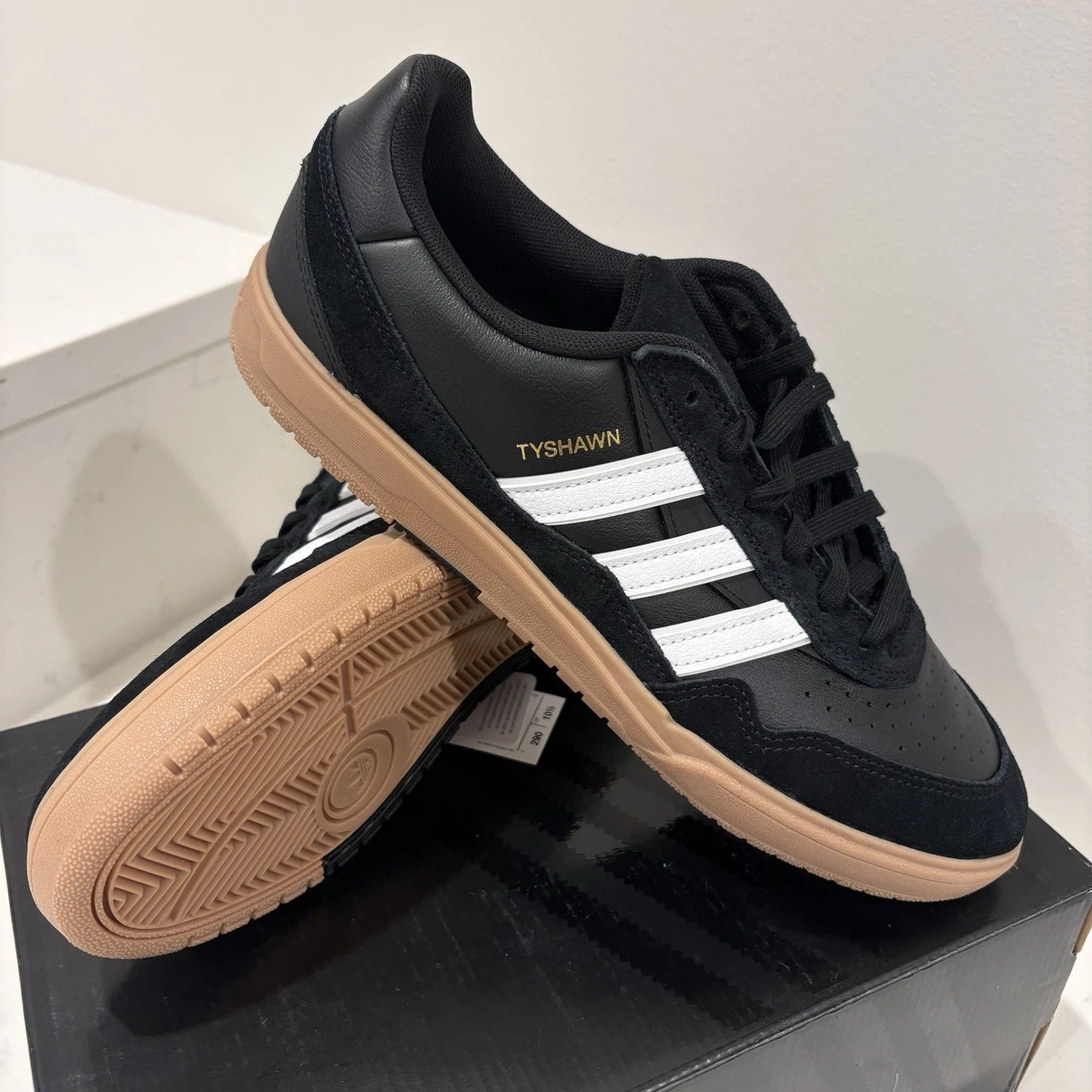 Las mejores ofertas en Adidas Tyshawn 2 Black White Gum | eBay