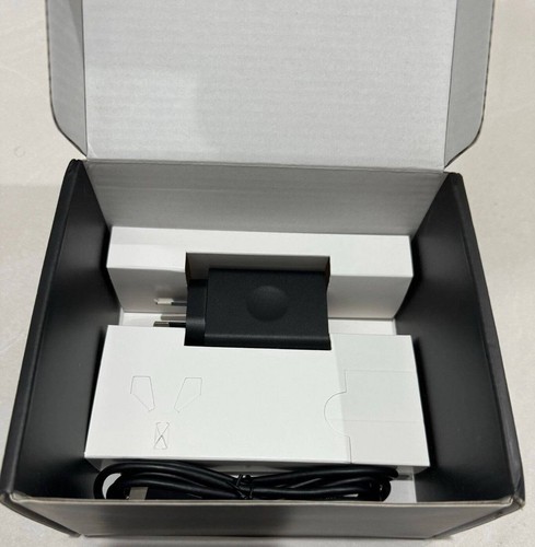 Nighthawk M6, 5G, WiFi 6 Mobiler Router. Preloved (MR6110) - Bild 5 von 5
