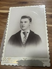 Antique Photograph Cabinet Card Handsome Young New York De Young Photography