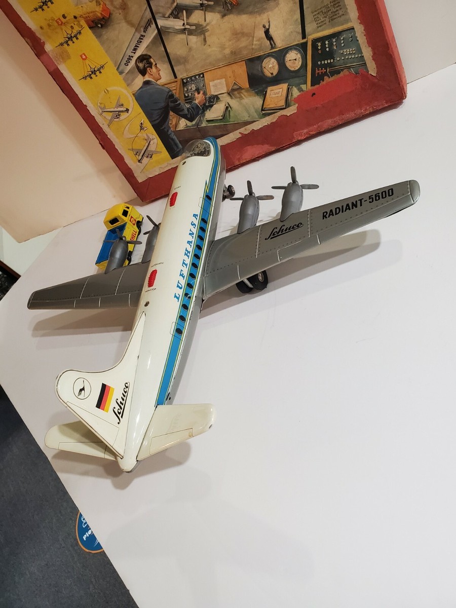 Schuco, Elektro Radiant 6500 Lufthansa : avion filoguidé en tôle