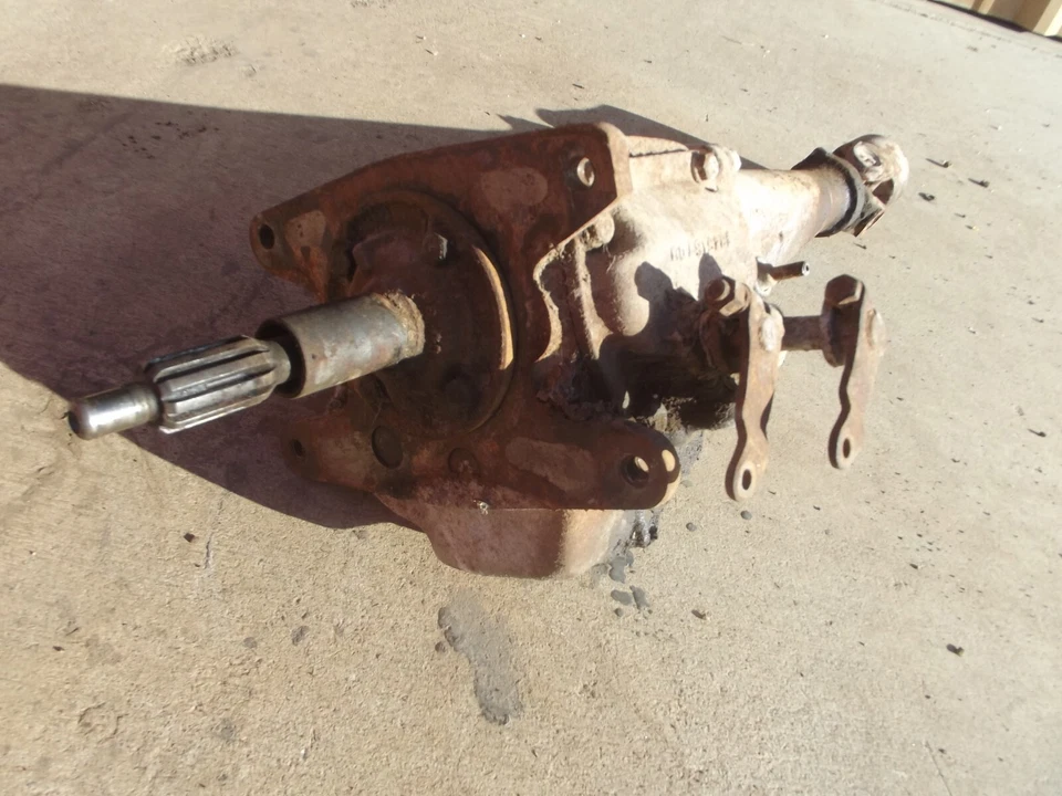 1958 CHEVROLET 3100 PICKUP TRUCK ORIGINAL 3 SPEED TRANSMISSION gm 1959 1957 1956 - Image 2 of 4