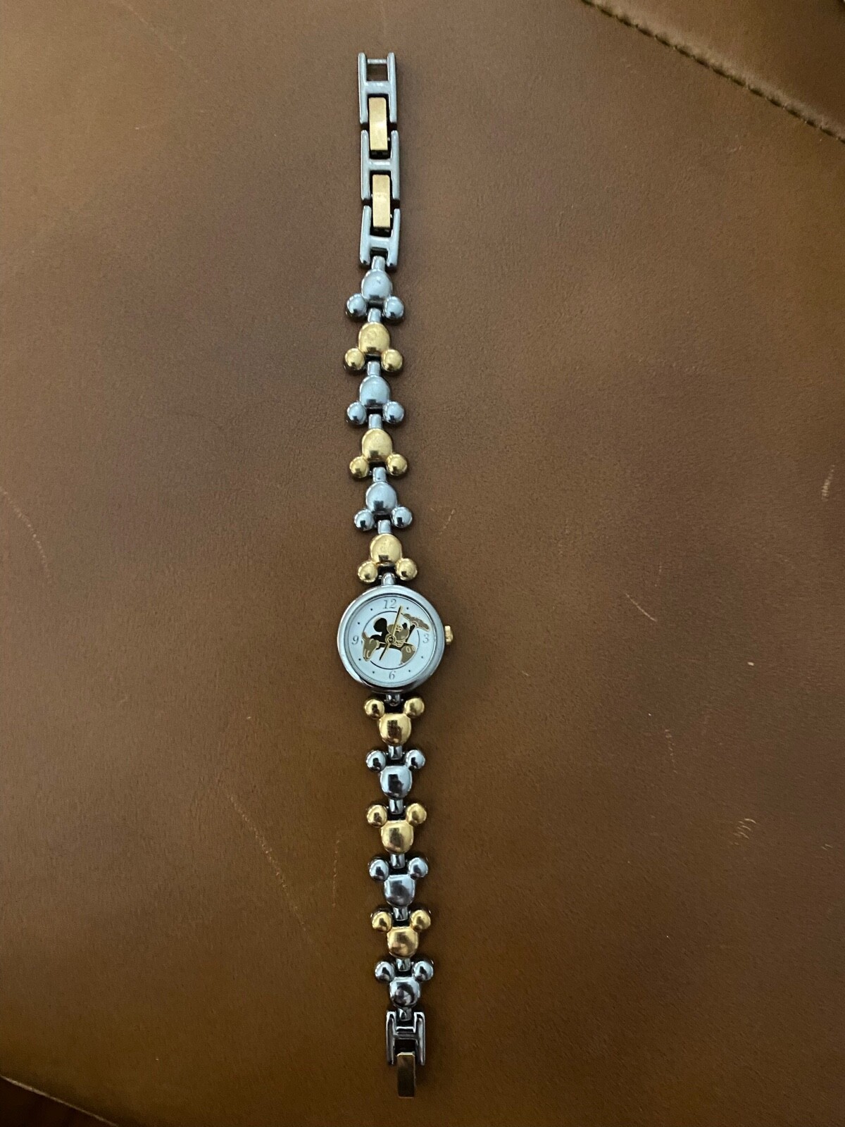 Mickey Mouse watch - image 1