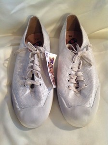 white lace bobs