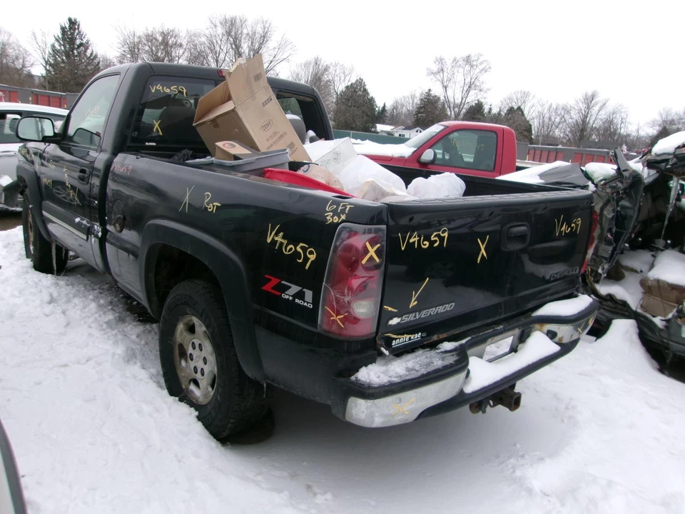 Used Right Sun Visor fits: 2004 Chevrolet Silverado 1500 pickup R. w/o child pre - Image 4 of 4