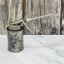 Vintage K-P MFG Co Pump Oiler Oil Can Long Spout Metal USA Minneapolis Machinist