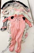 Baby Clothes 0-3 months lot 36x Pieces Onesie/tops/pants Gerber /Carters/ Mix