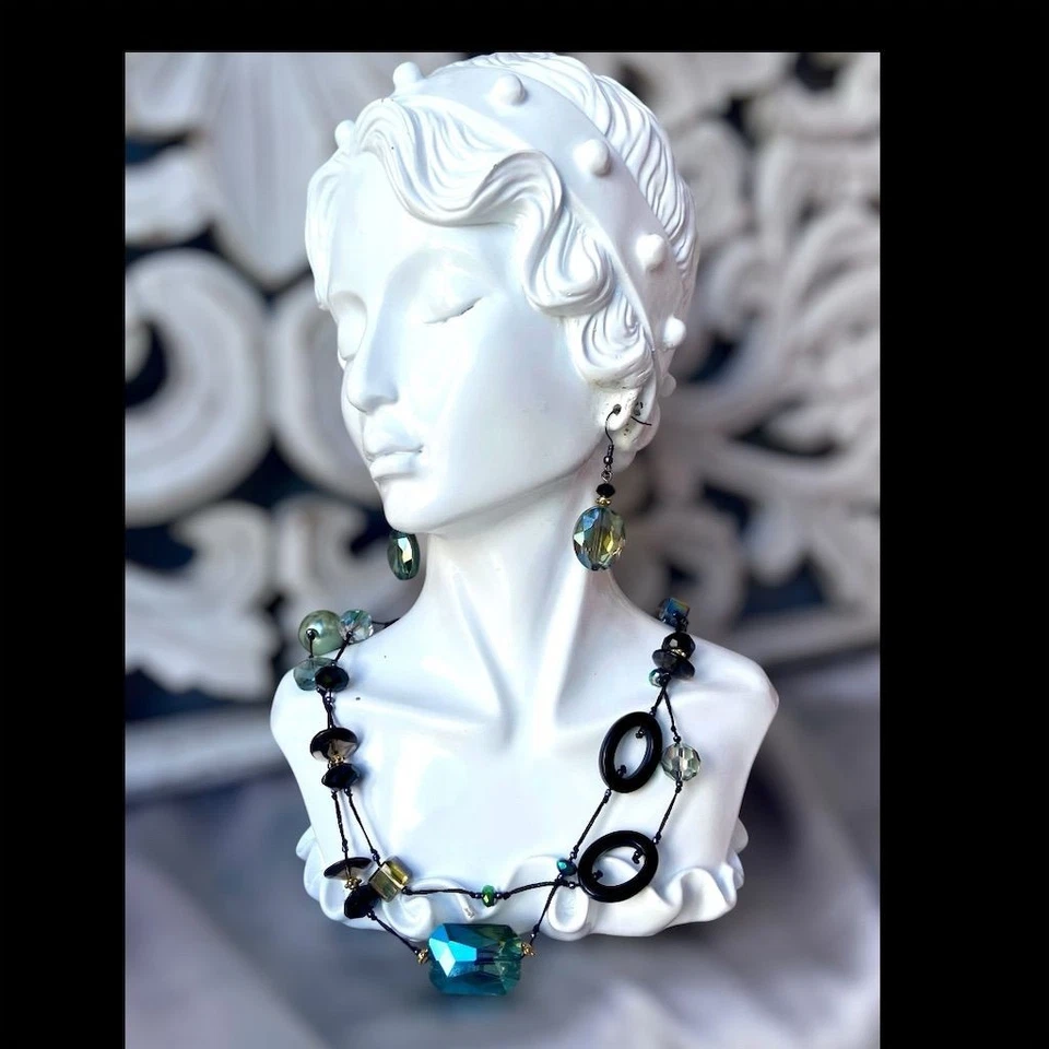 Elegante conjunto de joyas Premier Designs Emerald Isle multicolor con cuentas Foto 3 de 4