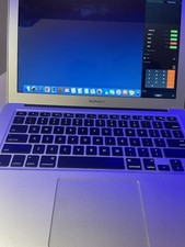 Apple MacBook Air 13 i7 1.7GHz / 8GB RAM / 121GB SSD Done To Mint