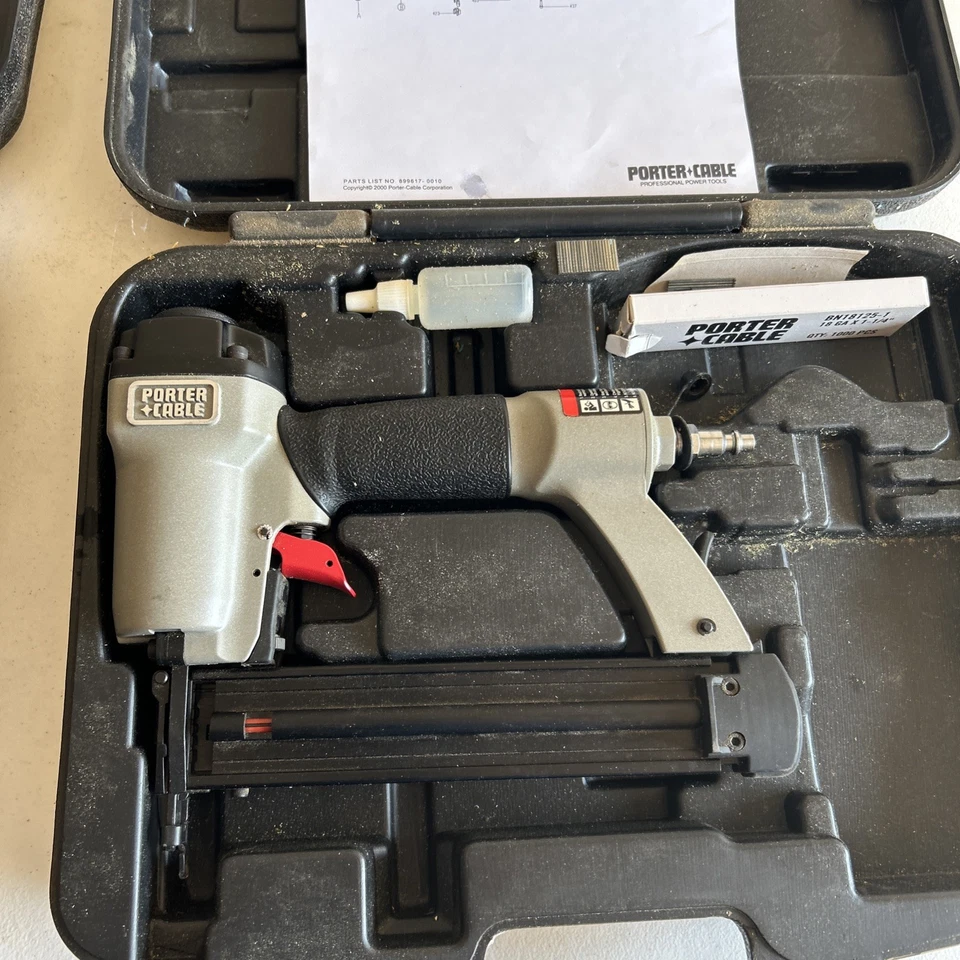 Porter Cable BN125A Brad Nailer 全新 & FN250B 表面钉枪 16 Ga。 批量-见图片 — 第 4/4 张图片