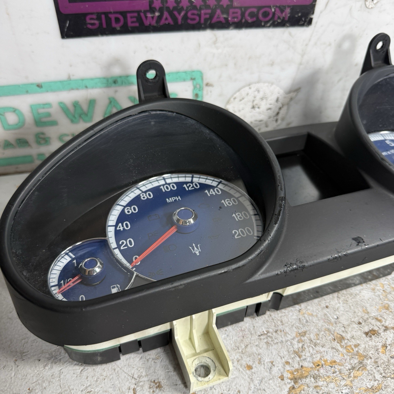 04-08 Maserati Quattroporte Instrument Gauge Cluster Speedometer M139